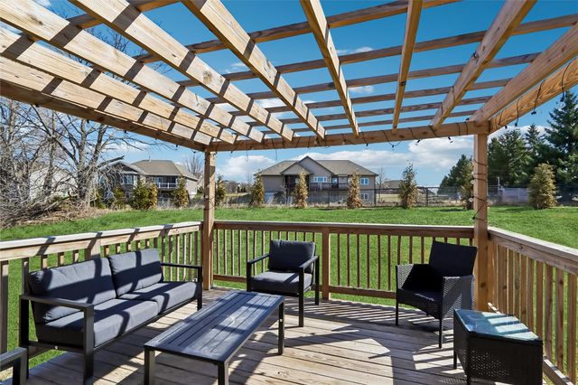 980 Aiden Street, Iowa City, IA 52245