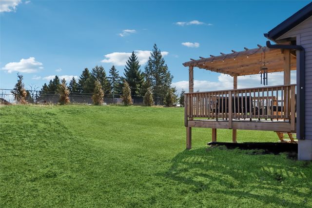 980 Aiden Street, Iowa City, IA 52245