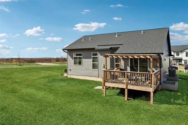 980 Aiden Street, Iowa City, IA 52245