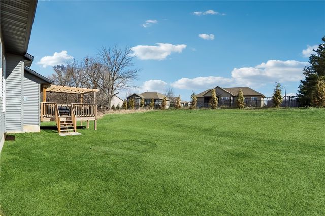 980 Aiden Street, Iowa City, IA 52245