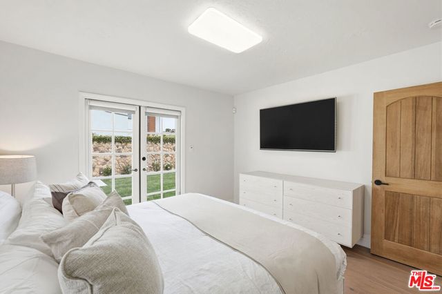3600 Pine Avenue, Manhattan Beach, CA 90266