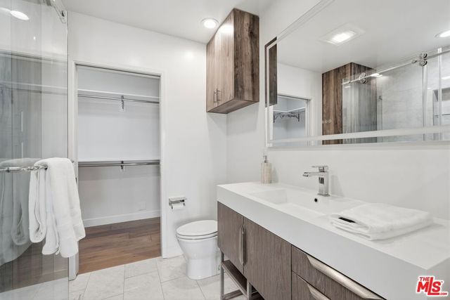 3600 Pine Avenue, Manhattan Beach, CA 90266