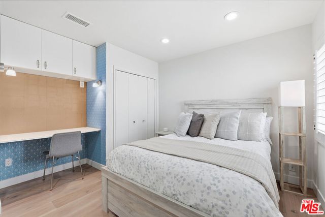3600 Pine Avenue, Manhattan Beach, CA 90266
