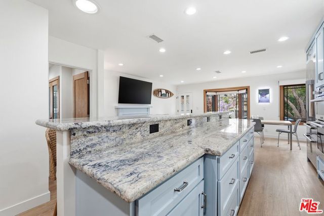 3600 Pine Avenue, Manhattan Beach, CA 90266
