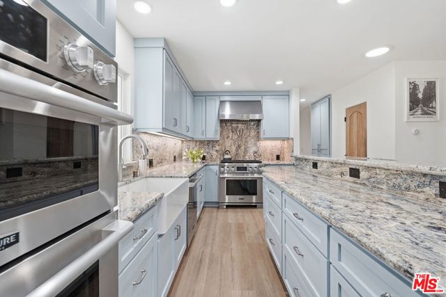 3600 Pine Avenue, Manhattan Beach, CA 90266