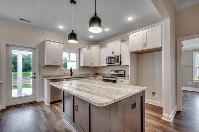 6353 Dawson Graham Rd., Conway, SC 29527