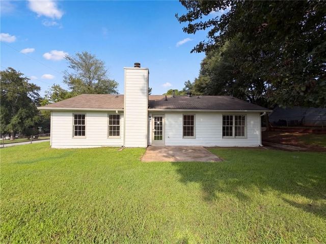 6120 Dorchester Drive, Rex, GA 30273