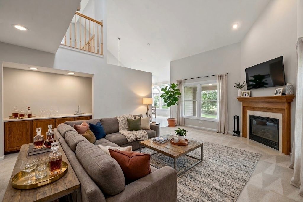 352 Satinwood Court N, Buffalo Grove, IL 60089 — photo 3