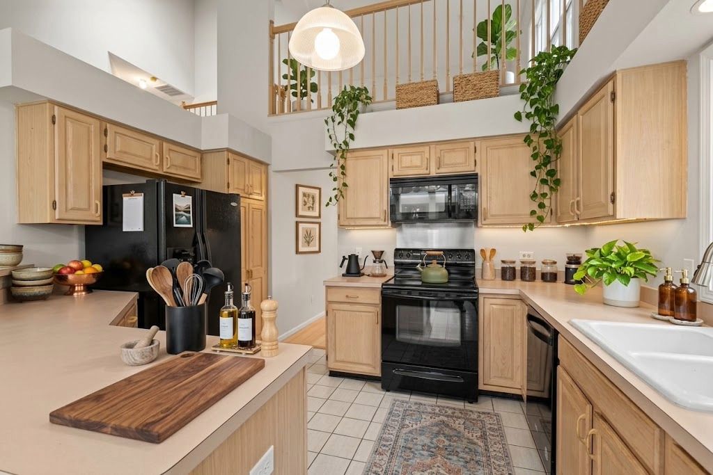 352 Satinwood Court N, Buffalo Grove, IL 60089 — photo 5