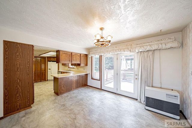5915 W 65th S, Idaho Falls, ID 83402