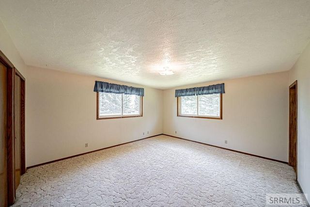 5915 W 65th S, Idaho Falls, ID 83402
