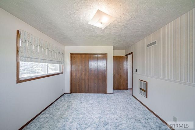 5915 W 65th S, Idaho Falls, ID 83402