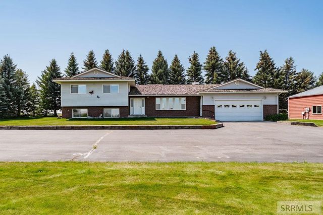 5915 W 65th S, Idaho Falls, ID 83402