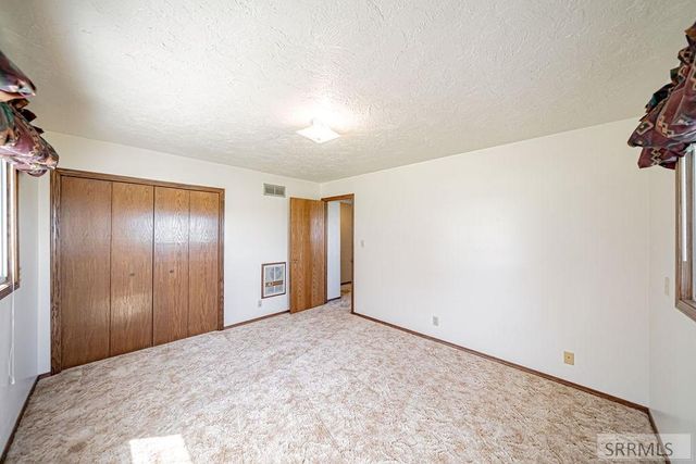 5915 W 65th S, Idaho Falls, ID 83402