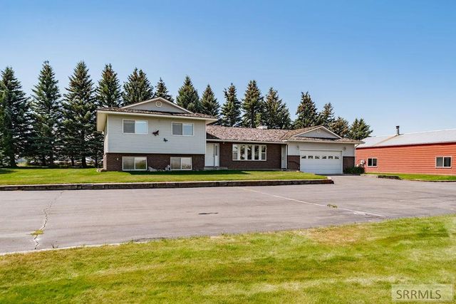 5915 W 65th S, Idaho Falls, ID 83402