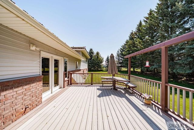 5915 W 65th S, Idaho Falls, ID 83402
