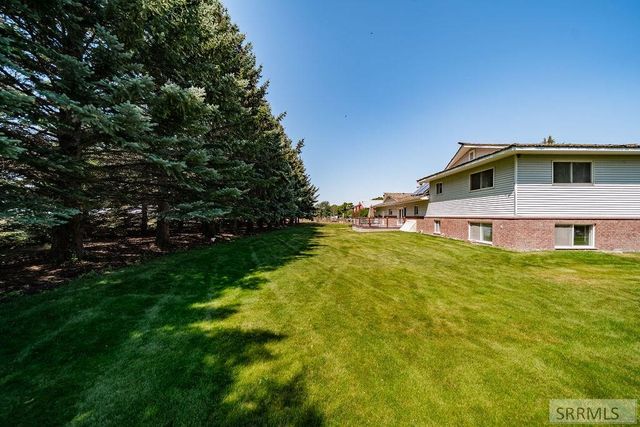 5915 W 65th S, Idaho Falls, ID 83402