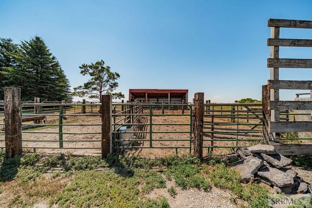 5915 W 65th S, Idaho Falls, ID 83402