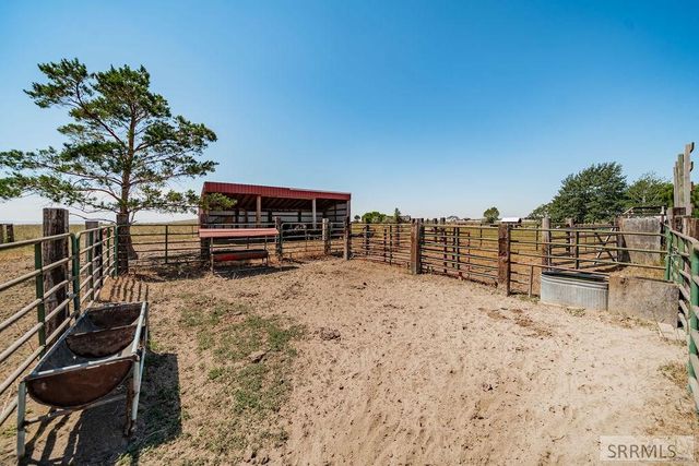 5915 W 65th S, Idaho Falls, ID 83402