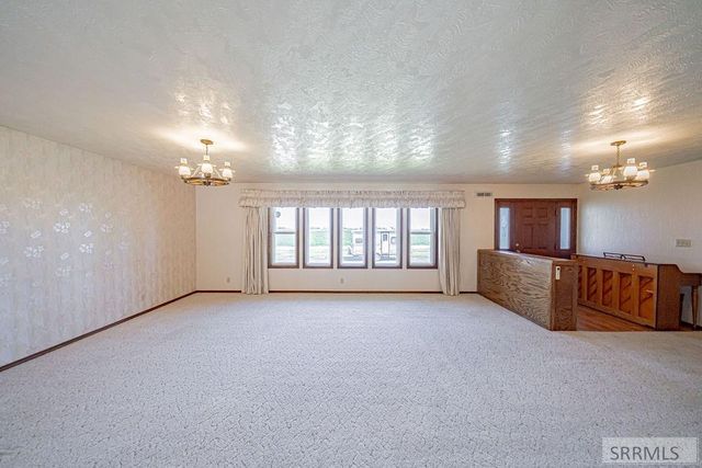 5915 W 65th S, Idaho Falls, ID 83402