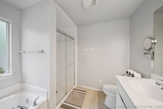 9905 N 103rd East Avenue, Owasso, OK 74055
