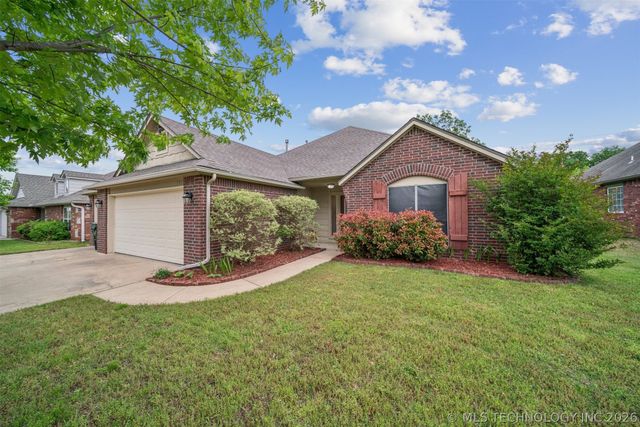9905 N 103rd East Avenue, Owasso, OK 74055