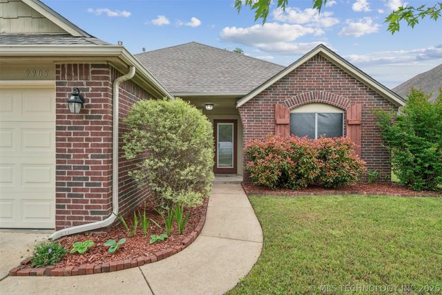 9905 N 103rd East Avenue, Owasso, OK 74055