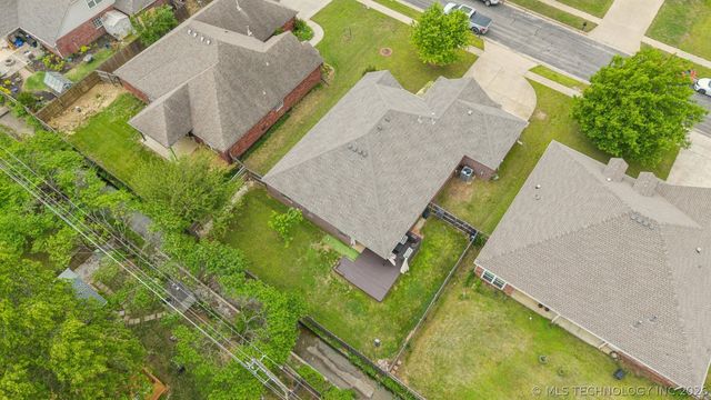 9905 N 103rd East Avenue, Owasso, OK 74055