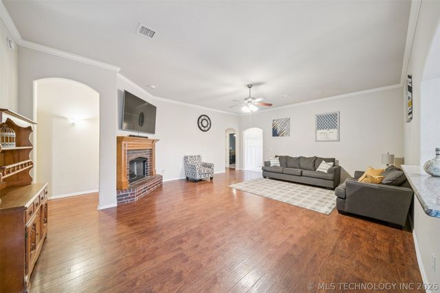 9905 N 103rd East Avenue, Owasso, OK 74055