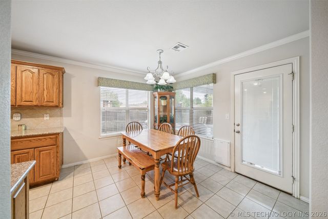 9905 N 103rd East Avenue, Owasso, OK 74055