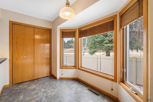 4021 OAKMONT CT, Rapid City, SD 57702