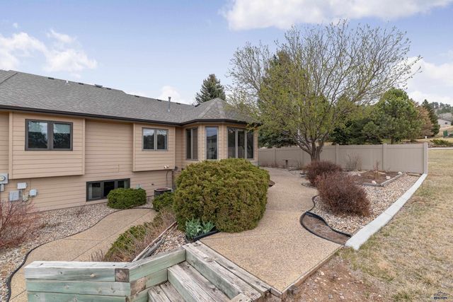 4021 OAKMONT CT, Rapid City, SD 57702