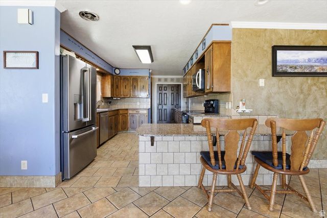 222 E VALLEY DR, Preston, ID 83263