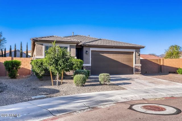 17953 W GOLDEN Lane, Waddell, AZ 85355