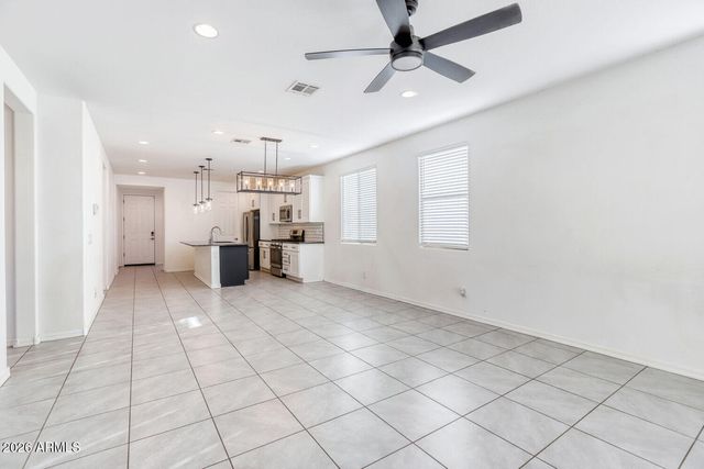 17953 W GOLDEN Lane, Waddell, AZ 85355