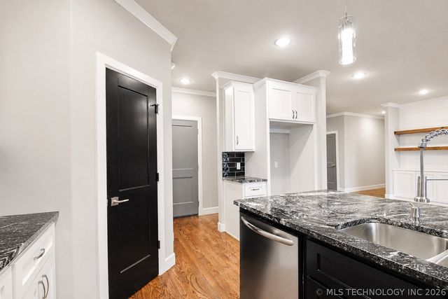 16107 S 251st East Avenue, Coweta, OK 74429