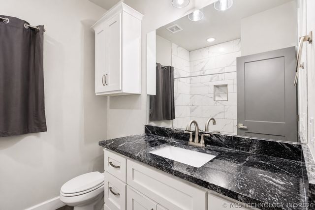 16107 S 251st East Avenue, Coweta, OK 74429