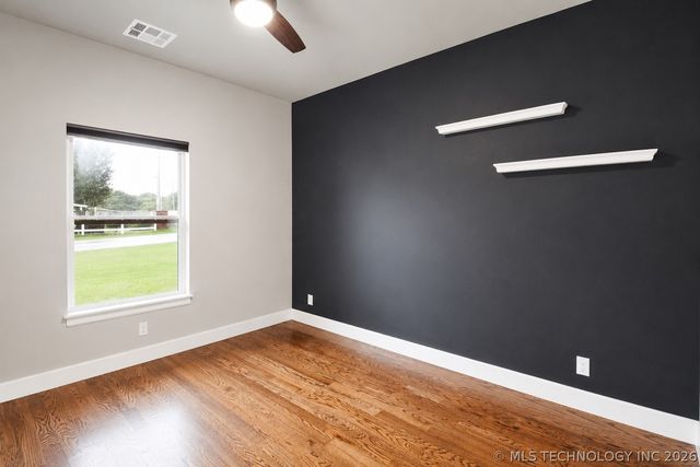 16107 S 251st East Avenue, Coweta, OK 74429