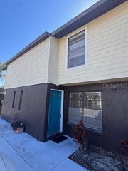 960 HIGHLAND STREET B2, Sarasota, FL 34234