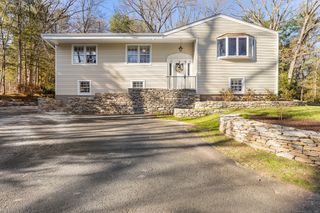 1043 Hopewell Road, Glastonbury, CT 06073