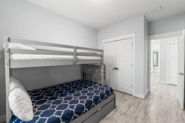 2226 Joan Ave 4, Panama City Beach, FL 32408