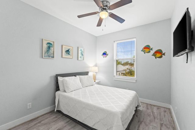 2226 Joan Ave 4, Panama City Beach, FL 32408