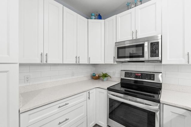 2226 Joan Ave 4, Panama City Beach, FL 32408