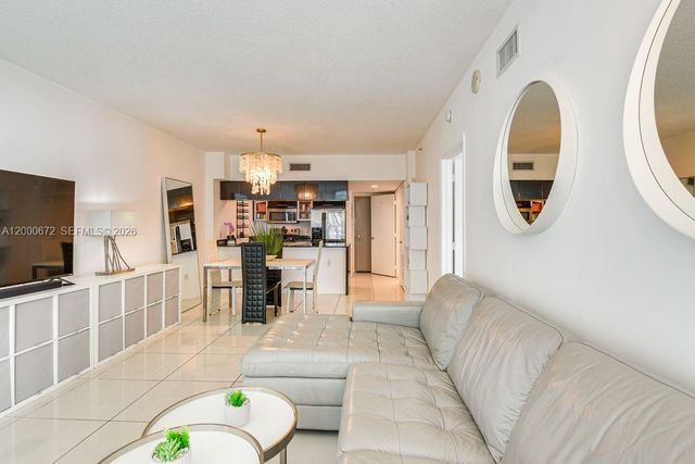 1750 N Bayshore Dr 1909, Miami, FL 33132