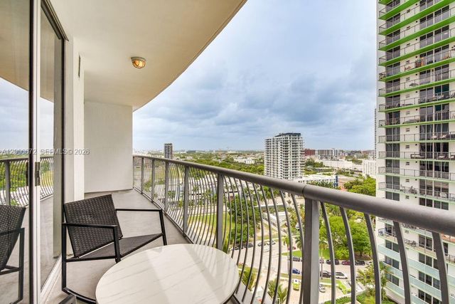 1750 N Bayshore Dr 1909, Miami, FL 33132