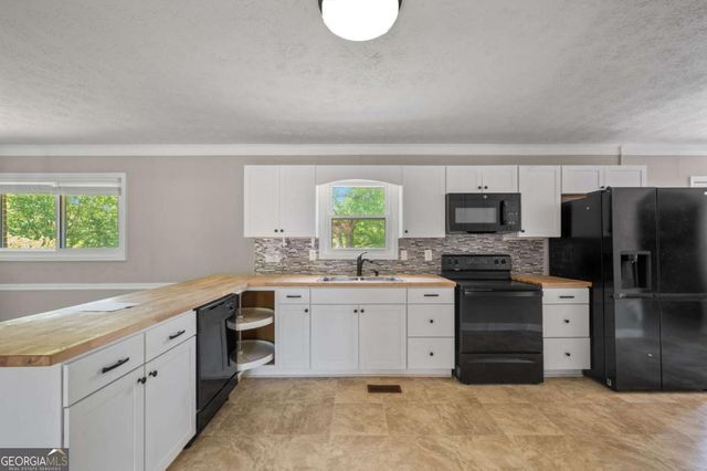 4861 Alcan Road, Powder Springs, GA 30127