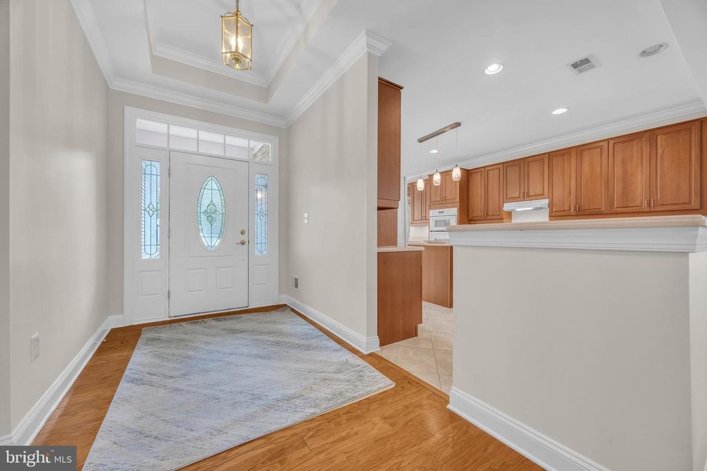 8 BARBADOS CT, Hamilton, NJ 08691