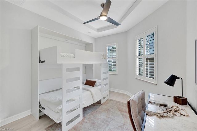 2534 Windward CT 15-101, Naples, FL 34112