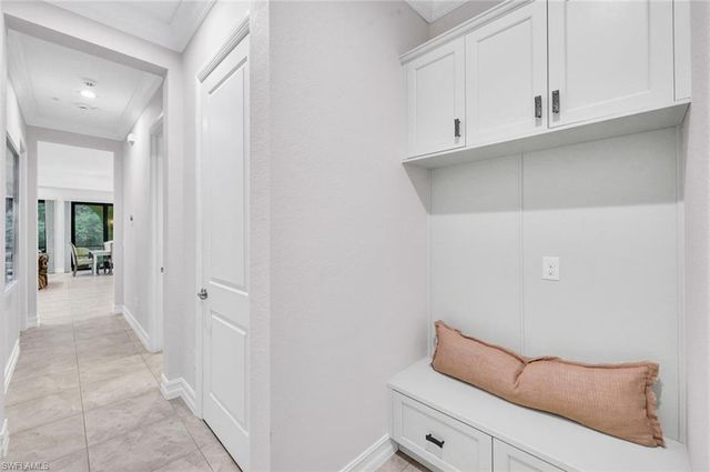 2534 Windward CT 15-101, Naples, FL 34112