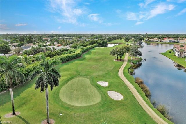 2534 Windward CT 15-101, Naples, FL 34112
